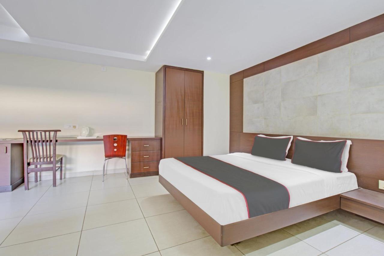Collection O Venky"S Stay Inn أودوبي المظهر الخارجي الصورة