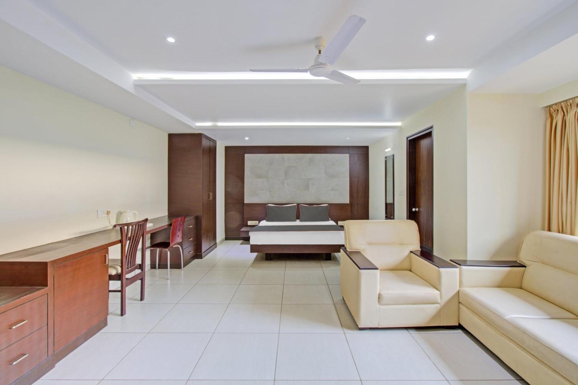 Collection O Venky"S Stay Inn أودوبي المظهر الخارجي الصورة